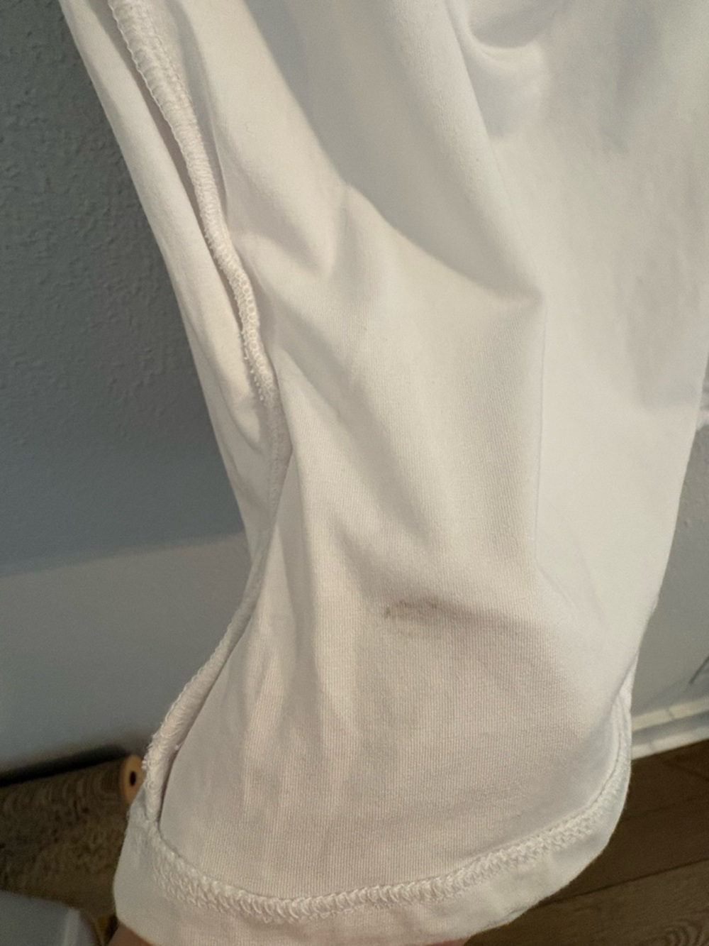 Abercrombie & Fitch Asymmetrical Twist Top One-Shoulder White Tank (size L) - Picture 7 of 7